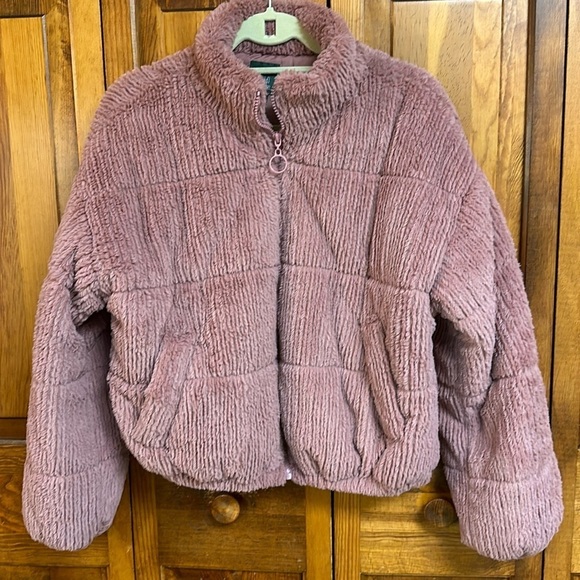 Wild Fable Rose Faux Fur Zippered Puffer Cropped Winter Jacket Small - Picture 3 of 9